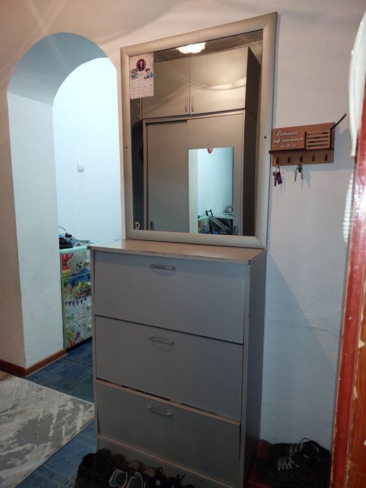 Прихожая шкаф обувница