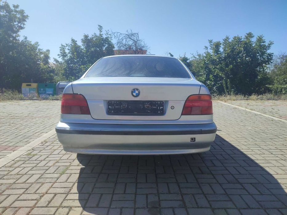 На части: BMW E39 520I M52B20 150кс.
