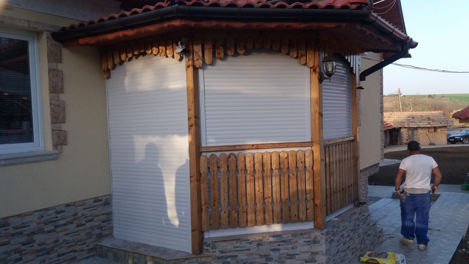PVC / ПВЦ / Алуминиеви външни ролетни щори и гаражни врати