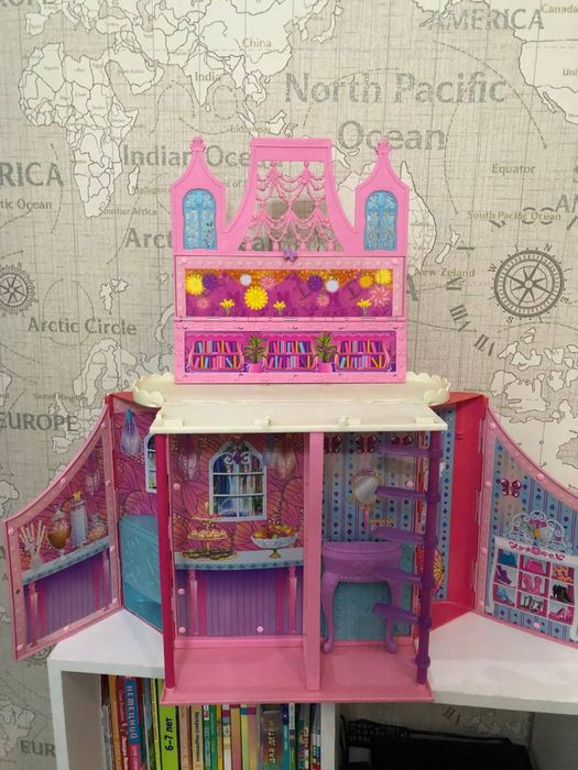 Замок Barbie оригинал