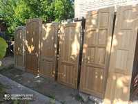 Продам деревянные двери срочно хорошие разные 5 штук всё за 1 млн