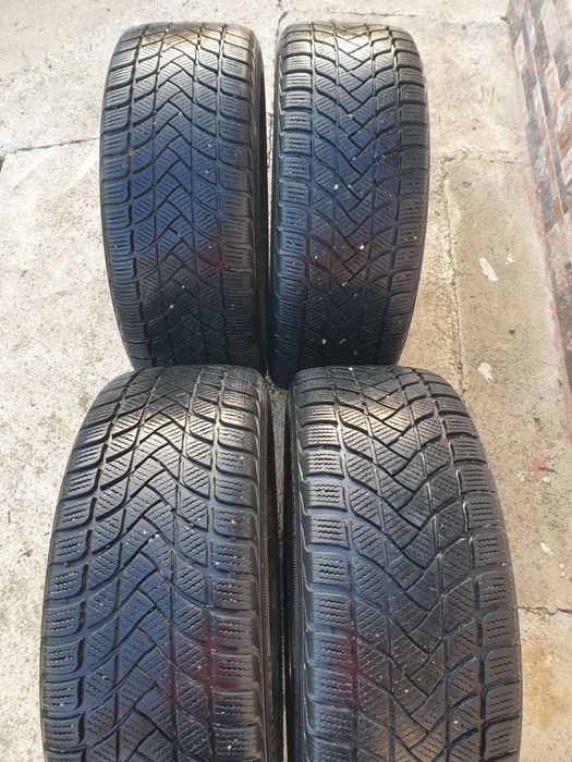 Anvelope iarna + Jante aliaj