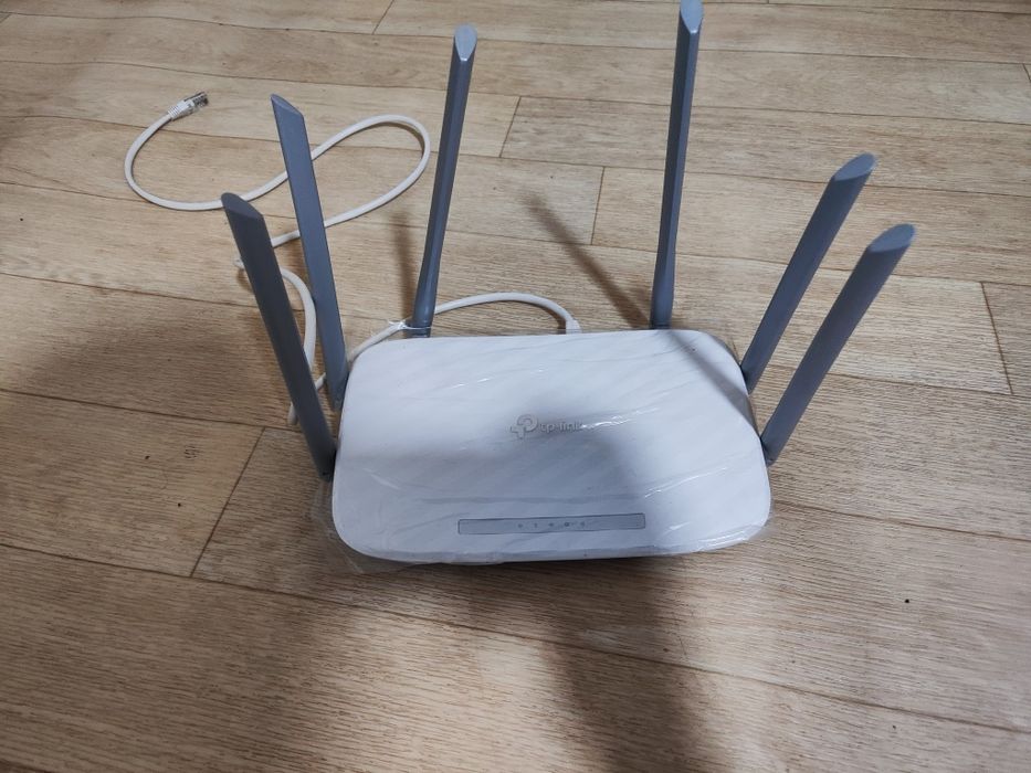 Роутер и усилитель