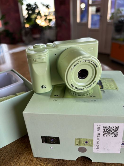 Cameră digitală 4k pentru copii si adulti