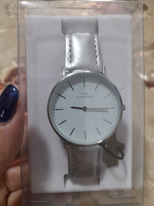 Ceas de mână nou sigilat