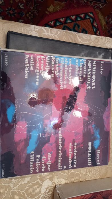 Vand 8 placi vinil/discuri pick-up stare perfecta,muzica clasica, etc