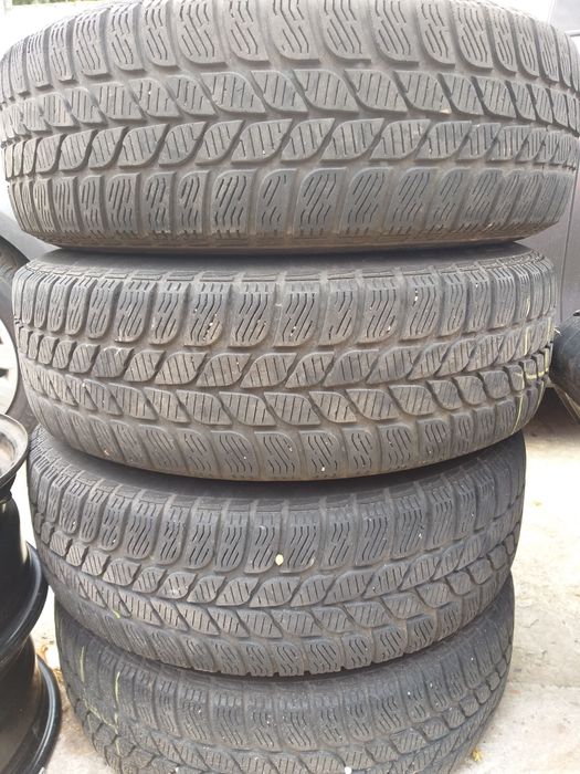 Jante tabla cu anvelope Pirelli