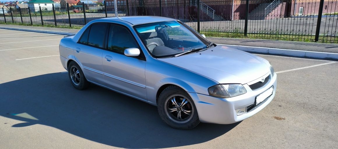 Mazda Familia 1.5 АКПП В отличном состоянии