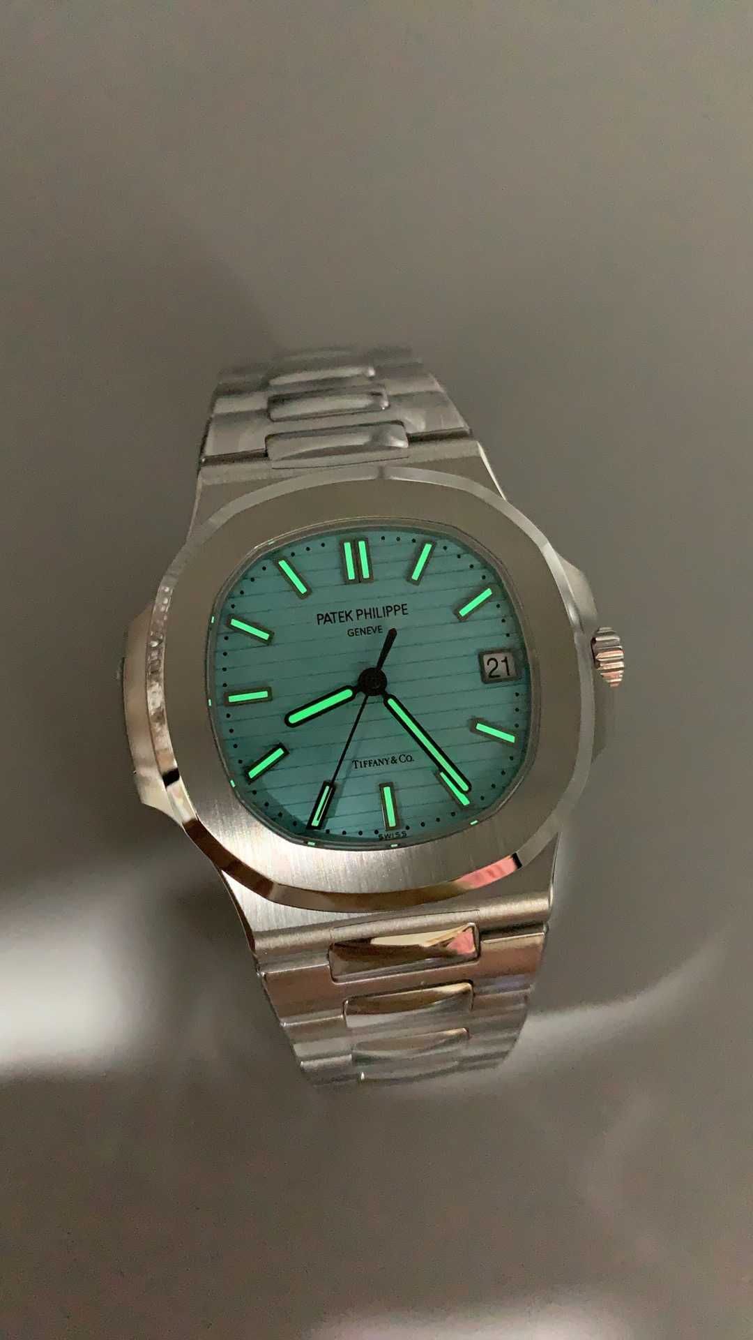 patek philippe nautilus Циферблат Тифани