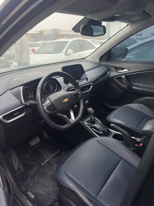 Tracker 2 2023 premier