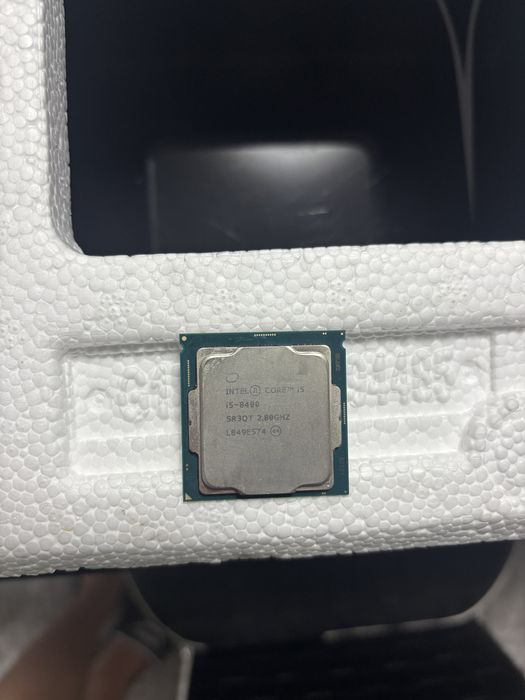 Peocesor intel core i5 8400 2.80 GHZ