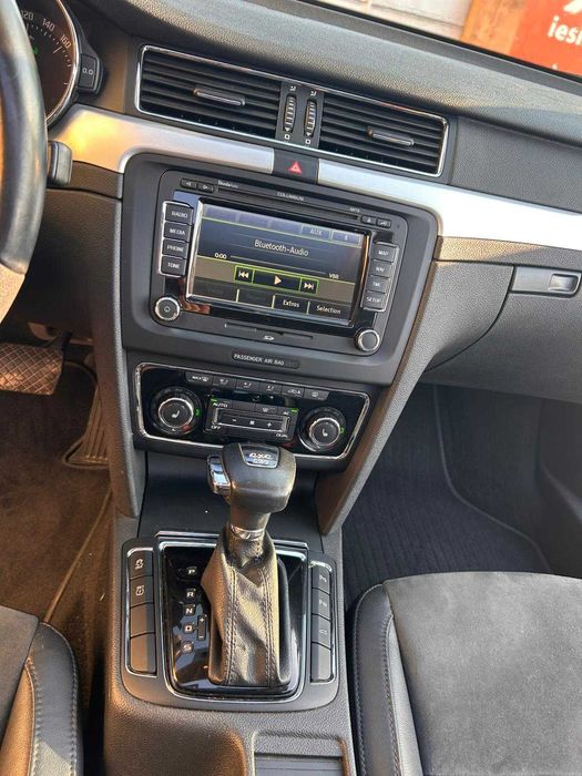 Skoda Superb 2.0 TDI 4x4 DSG • 2011 • Full Option • Întreținută •140CP