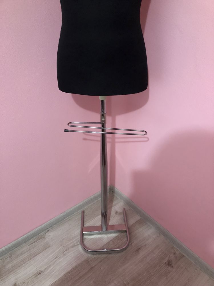 Vând manechin dama&barbat NOU