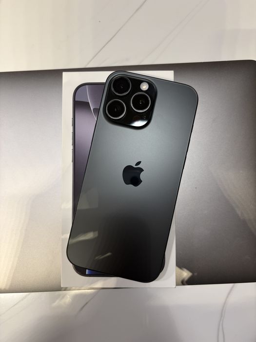 iPhone 16 Pro Max 256Gb Black Titanium (96%) [esim версия]