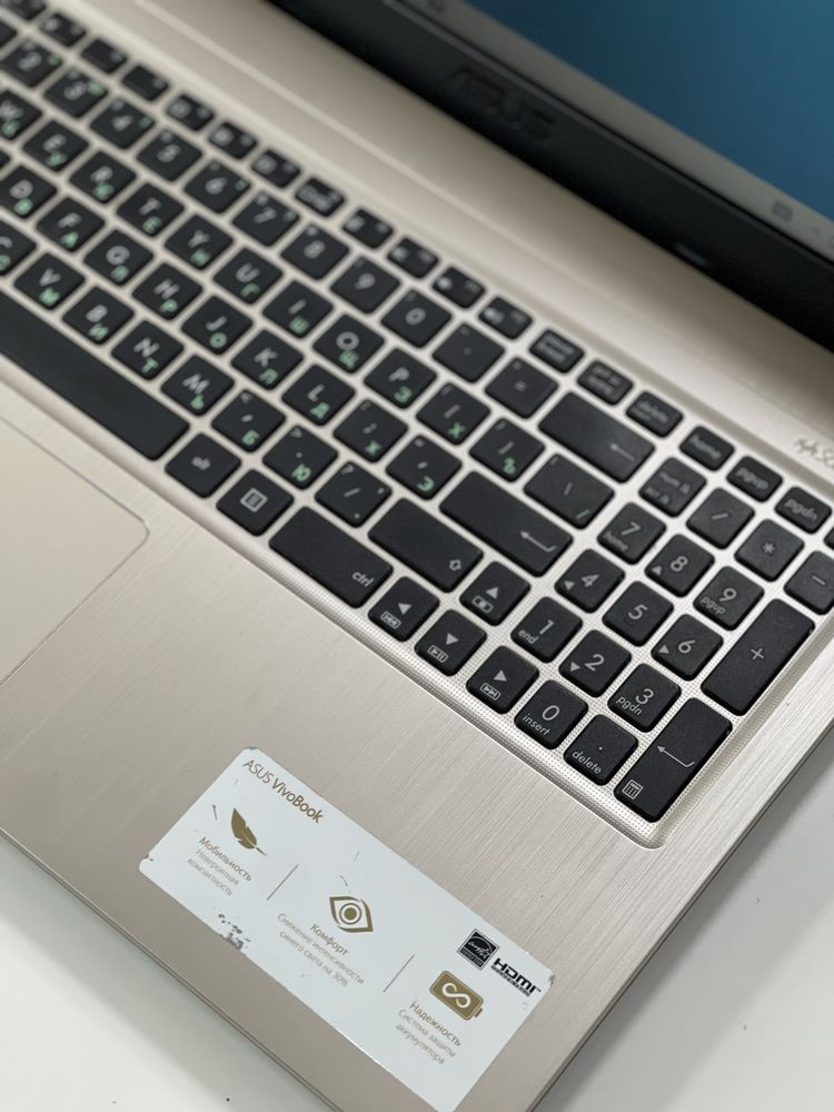 Продается ноутбук Asus Vivobook