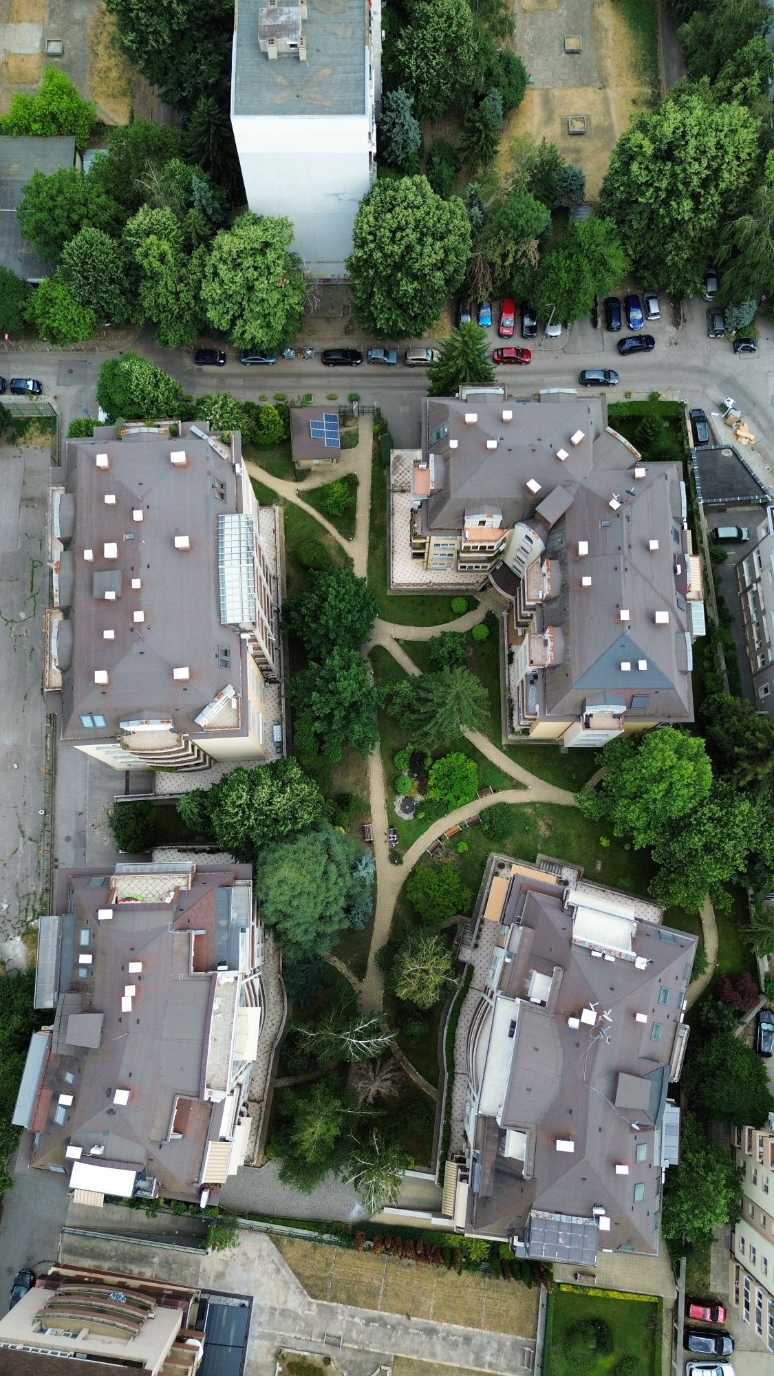 Професионално заснемане с дронове ( Dji и FРV)-уникални кадри в София