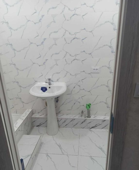 Сурочна аренда квартира бектемирский район рохат метро якинида 2 хона