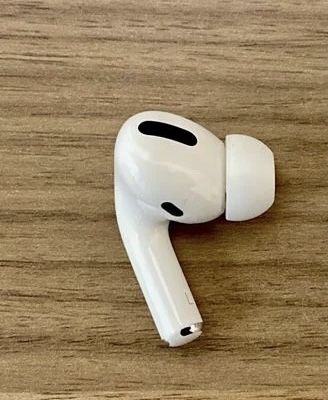 Airpods pro левый наушник/Оригинал не переспрашивайте Плиз/