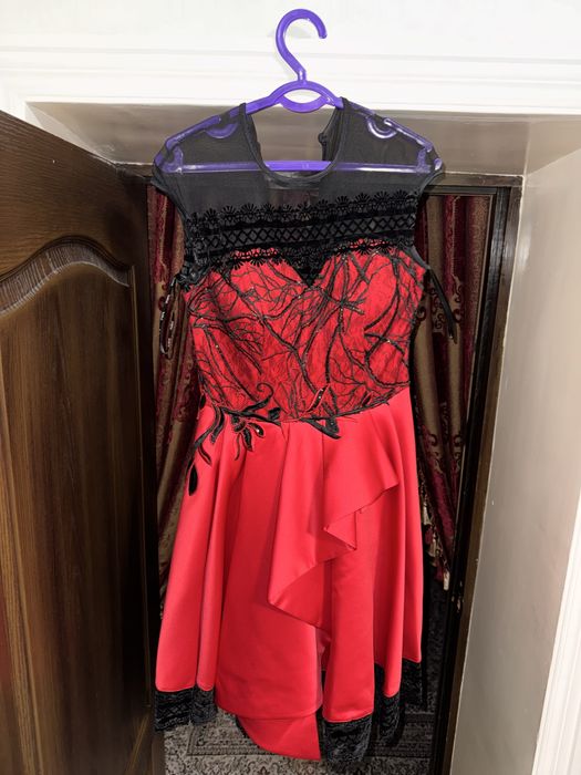 Вечерние платья для дам