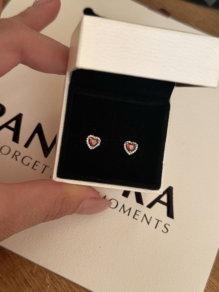 Пандора обеци Pandora