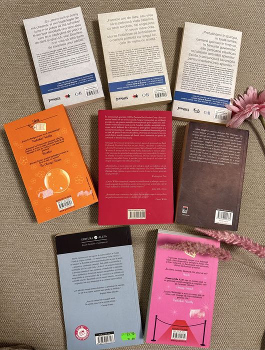 Vand cele 8 volume celebre, noi