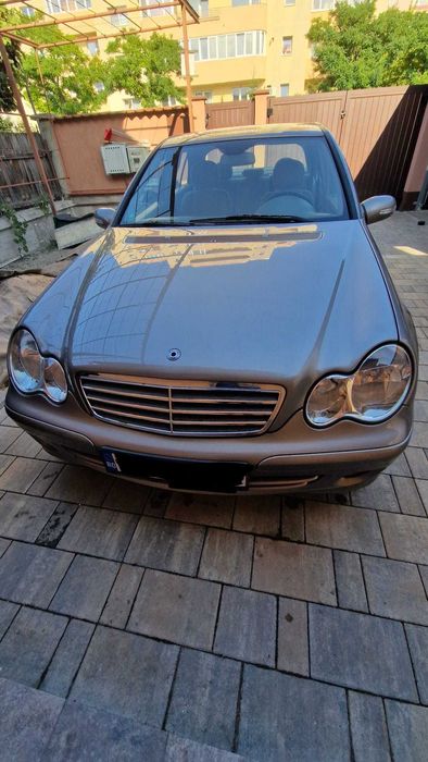 Mercedes C Class 220