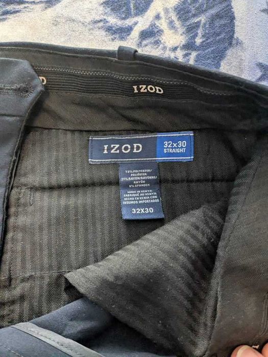 Pantaloni Bărbați IZOD Straight - Stil Clasic și Confortabil. NOU