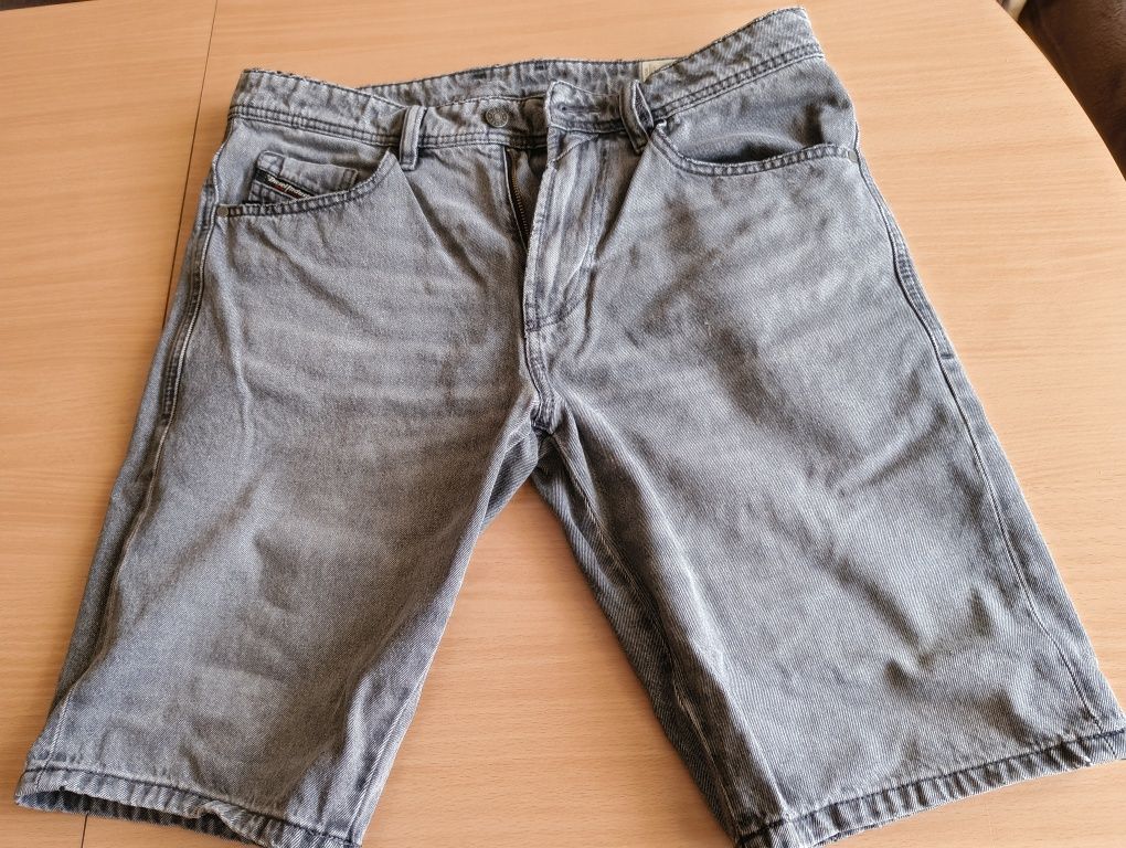 Къси панталони Diesel 32