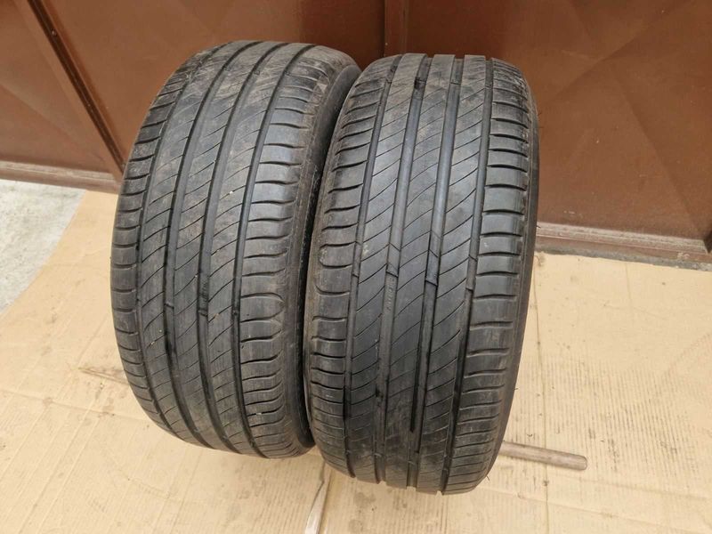 2 Michelin R17 225/45
летни гуми
DOT4120