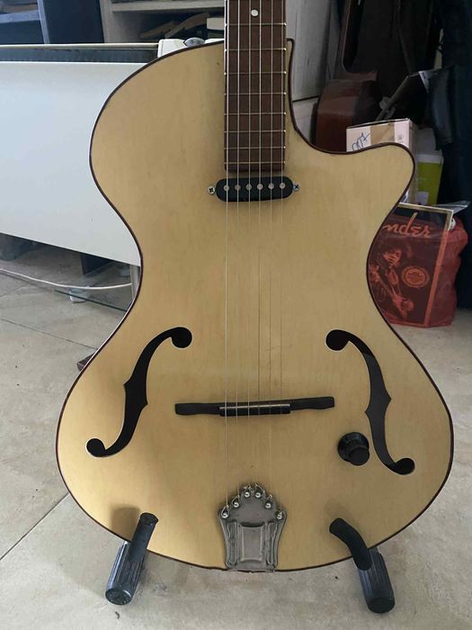 Стара италианска китара