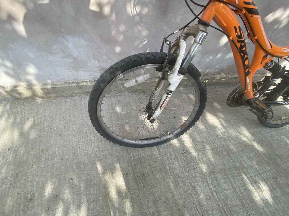 Bicicleta Saxon,buna.