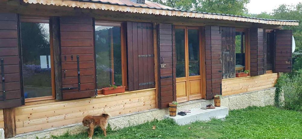 Obloane, usi si geamuri, incluse in pret, sau date separat, mesaj priv