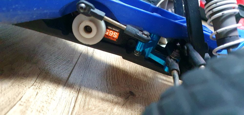 Automodel Traxxas Slash RPM 3s 2Wd + telecomanda

Transport prin olx f