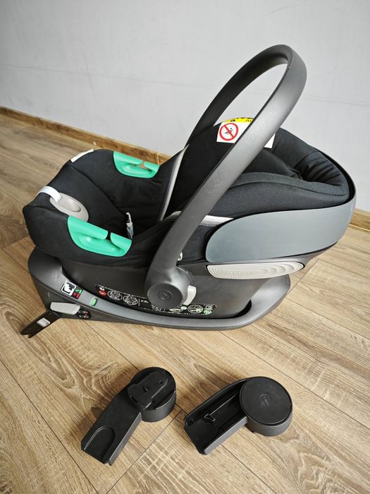 Комплект столче за кола Cybex, база и адаптори