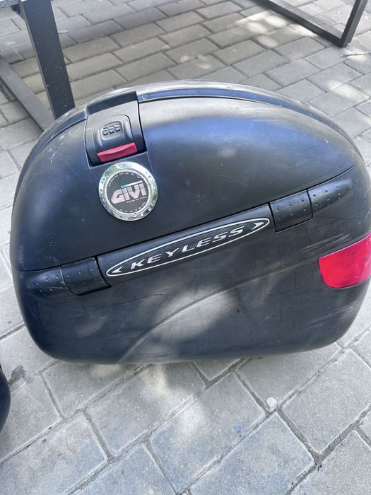 Set sidecase Givi Keyless e41n coburi genti laterale