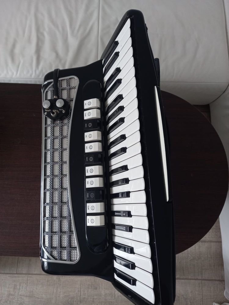 Acordeon italienesc Curtini