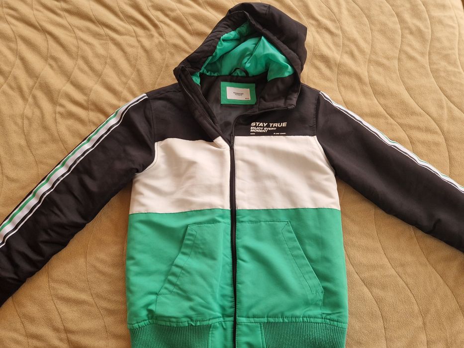 Яке Reserved 152см