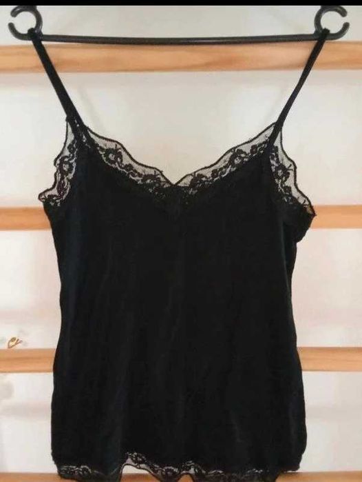 Top negru elegant