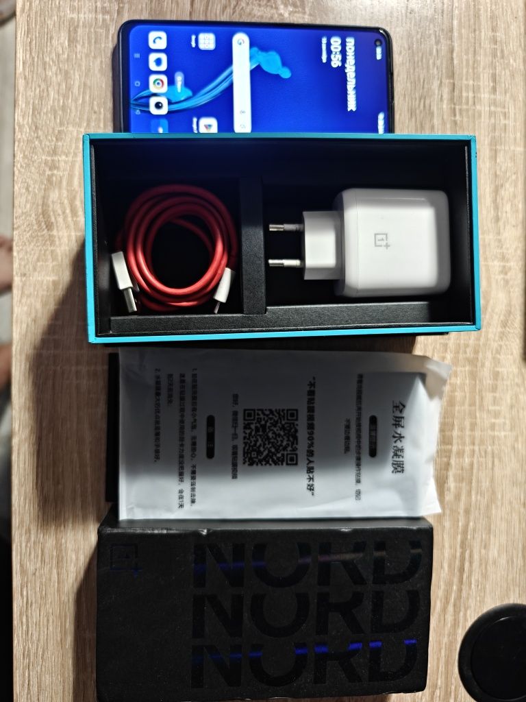 Продам OnePlus Nord 2