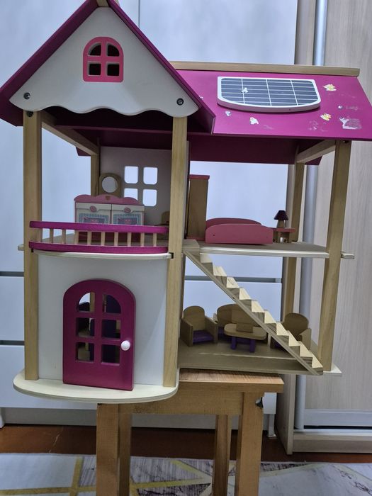 Продам домик для кукол