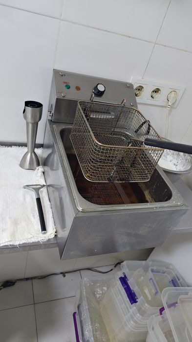 Мелкая техника для кафе, изгара, монстер, фритюры и тд