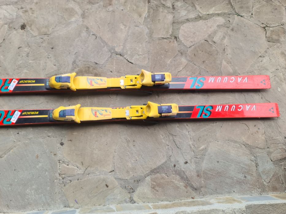 Schiuri Fischer carve 200cm + legături