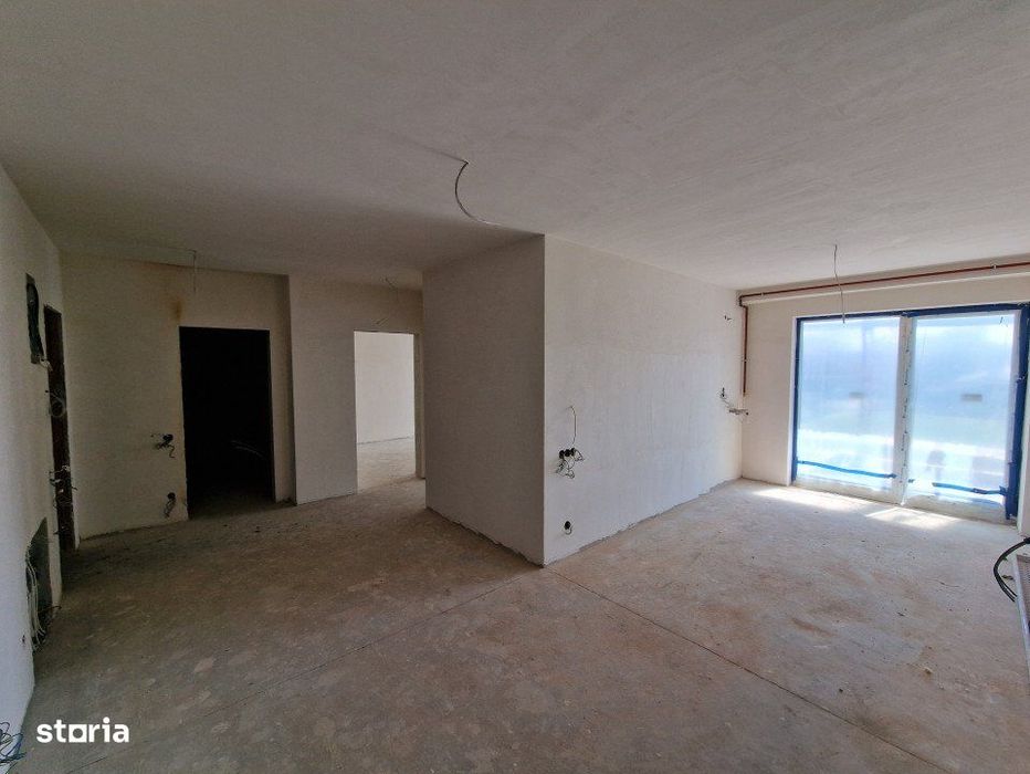 Apartament 3 camere, 61 mp, zona Sasar