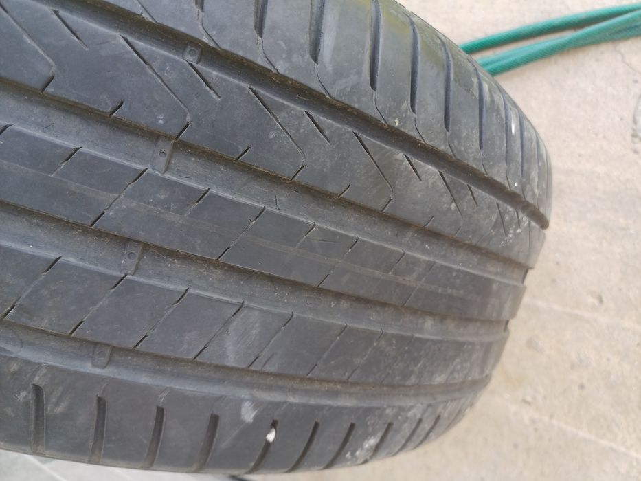 Anvelope 225/45/R18 Pirelli dot 2020 și Continental premium contact 6