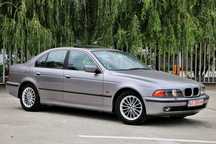 BMW Seria 5 / E39 / 520i / Configuratie rara / Xenon / Trapa sticla