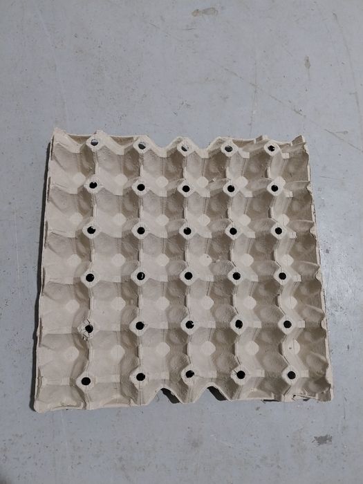 Cofraje pentru OUA, capacitate 30 bucati.