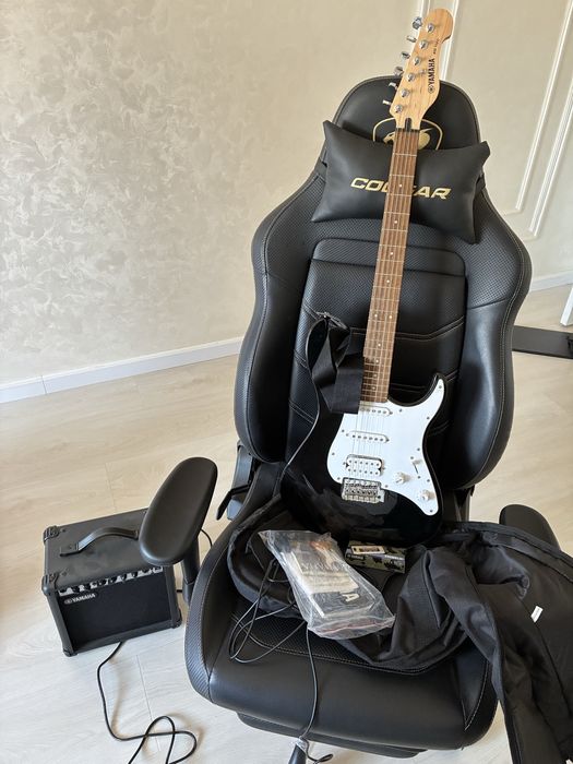 Не использованная YAMAHA электро гитара срочно