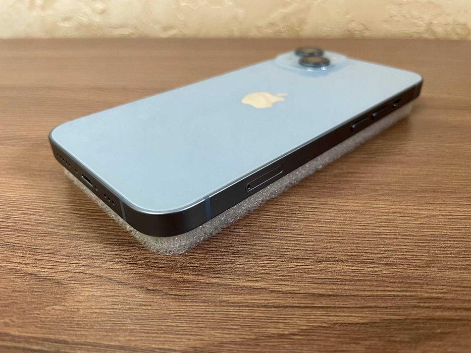 Смартфон Apple iPhone 14 128Gb