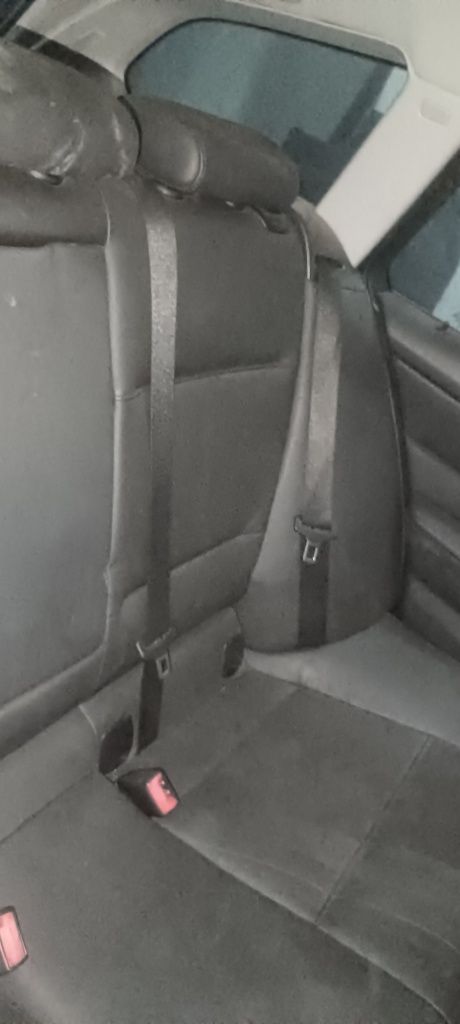 Продава се кожен салон за е91