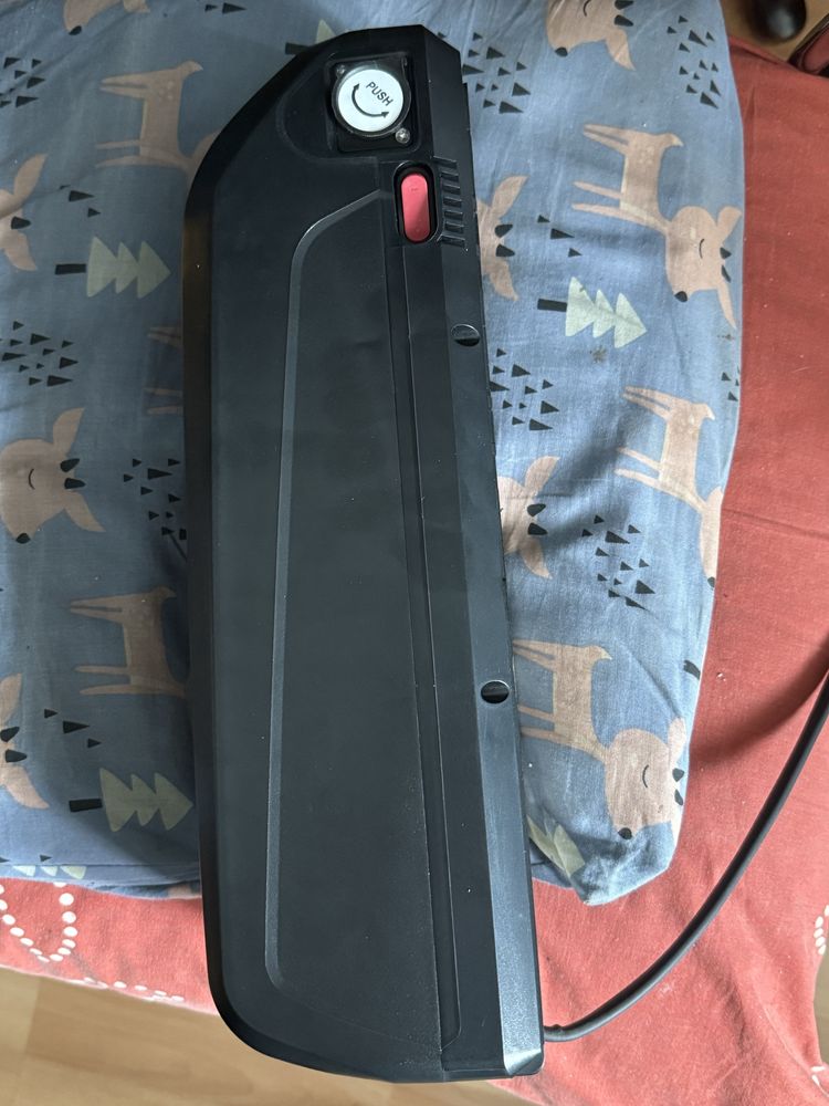 Vand bateria pentru biciclete